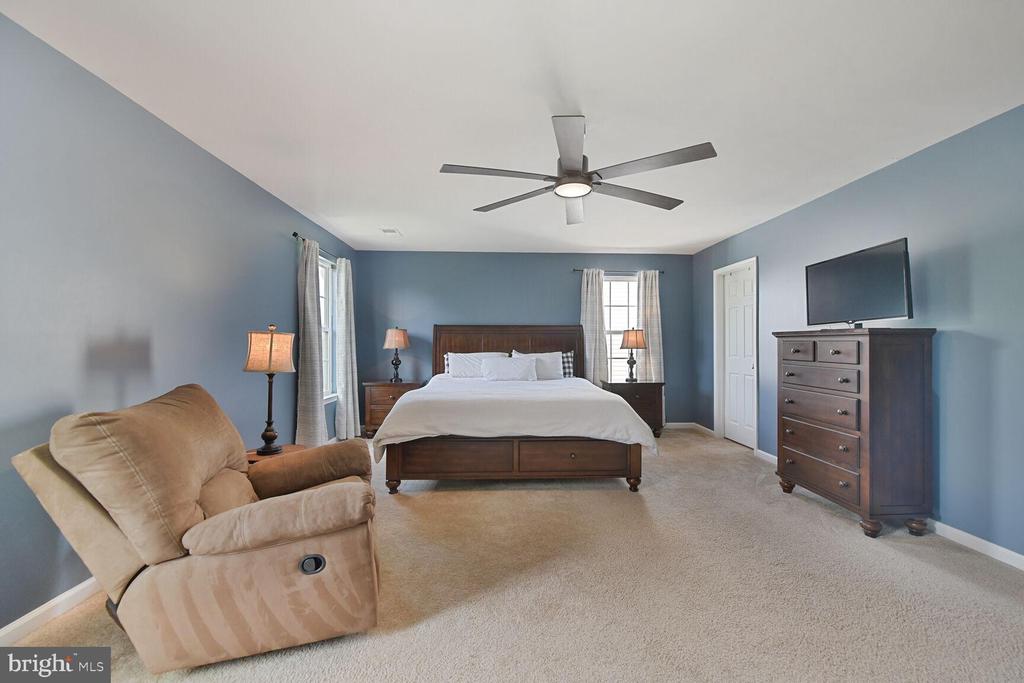 42240 Palm Cove Ct