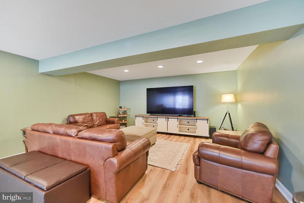 42240 Palm Cove Ct