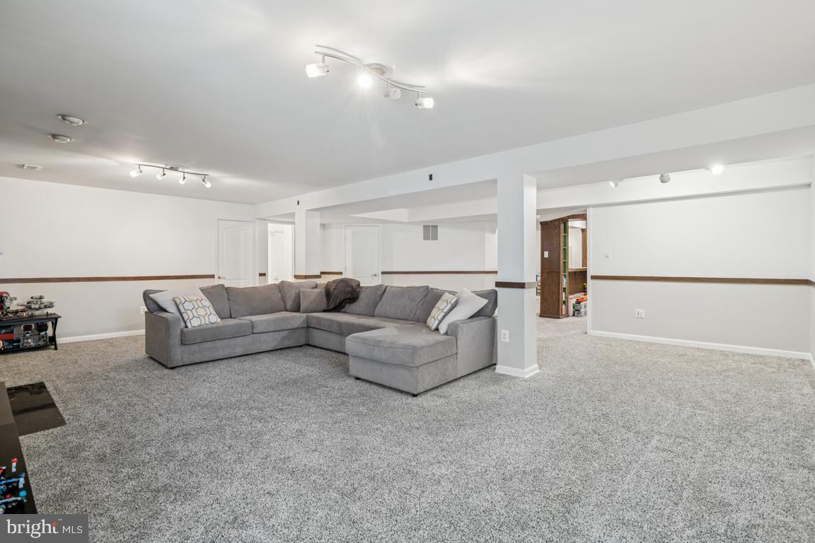 42893 Vestals Gap Dr