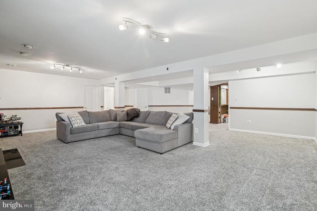 42893 VESTALS GAP DRIVE
