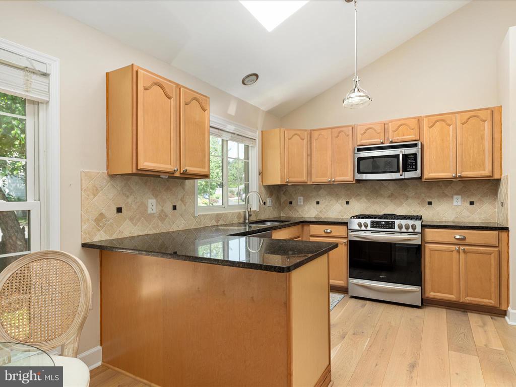 406 Deerpath Ave SW