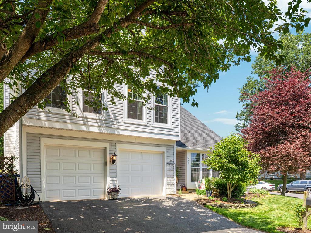 406 Deerpath Ave SW