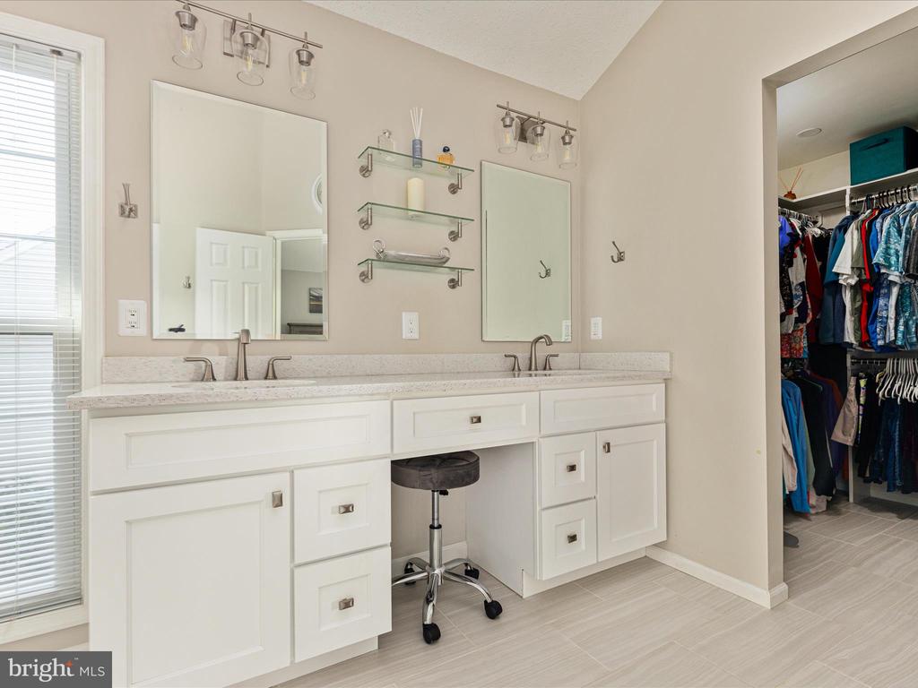 406 Deerpath Ave SW