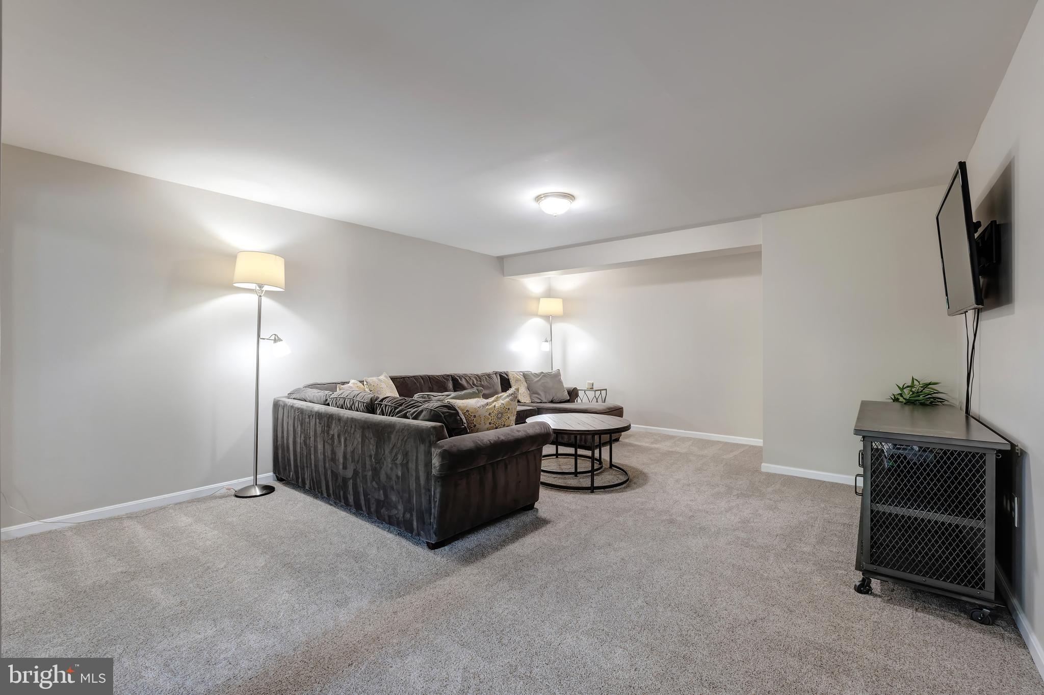 317 N Old Dominion Ln