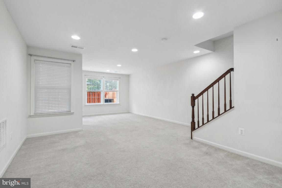 42219 DEAN CHAPEL SQUARE