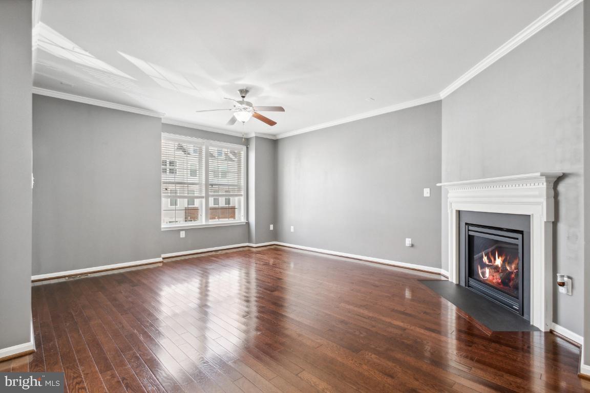 42219 DEAN CHAPEL SQUARE