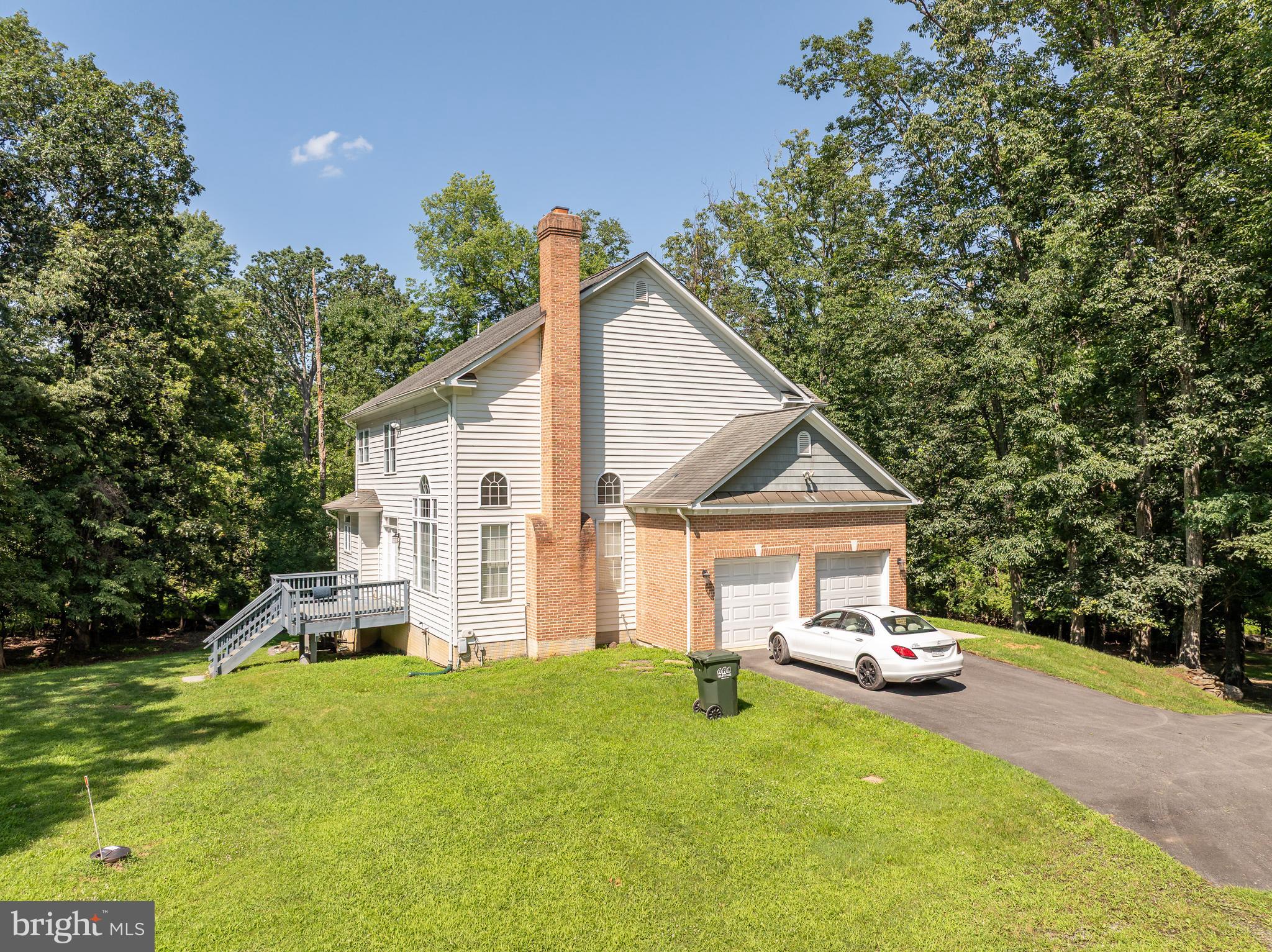 19033-19033 Otley Rd