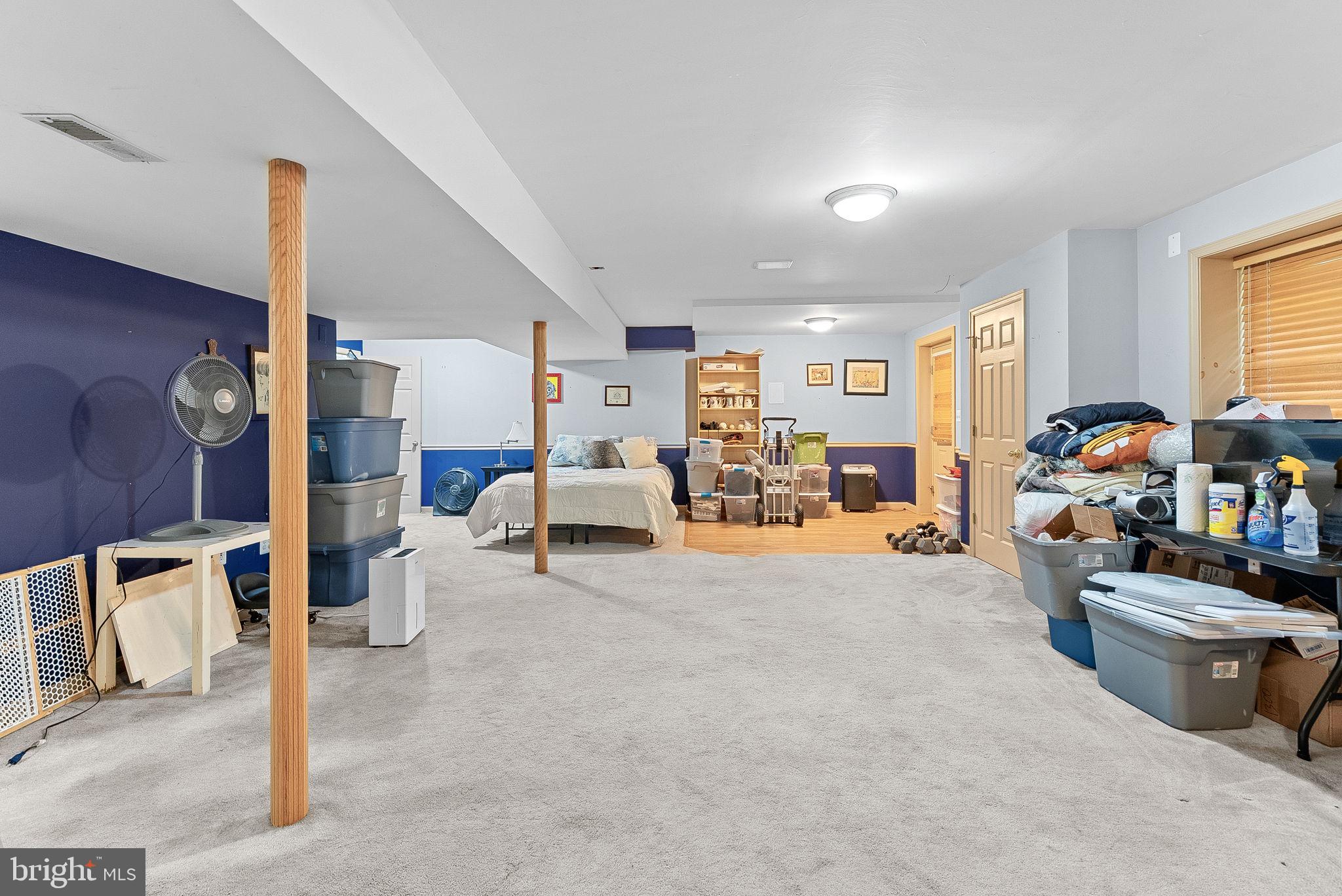 19033-19033 Otley Rd