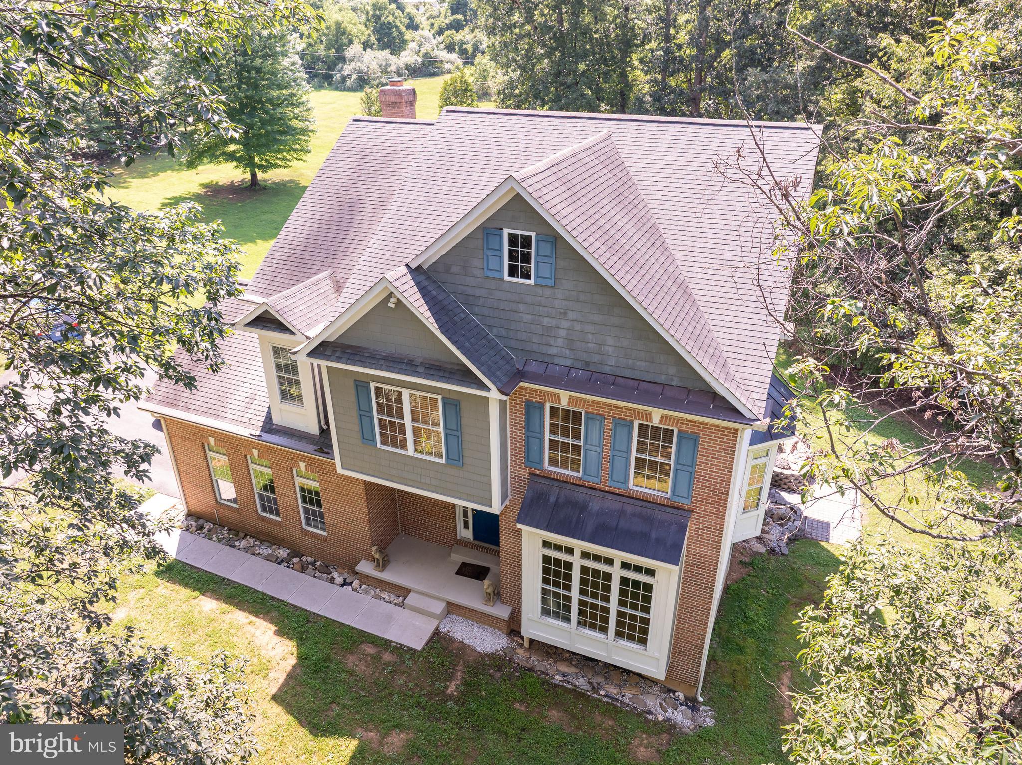 19033-19033 Otley Rd