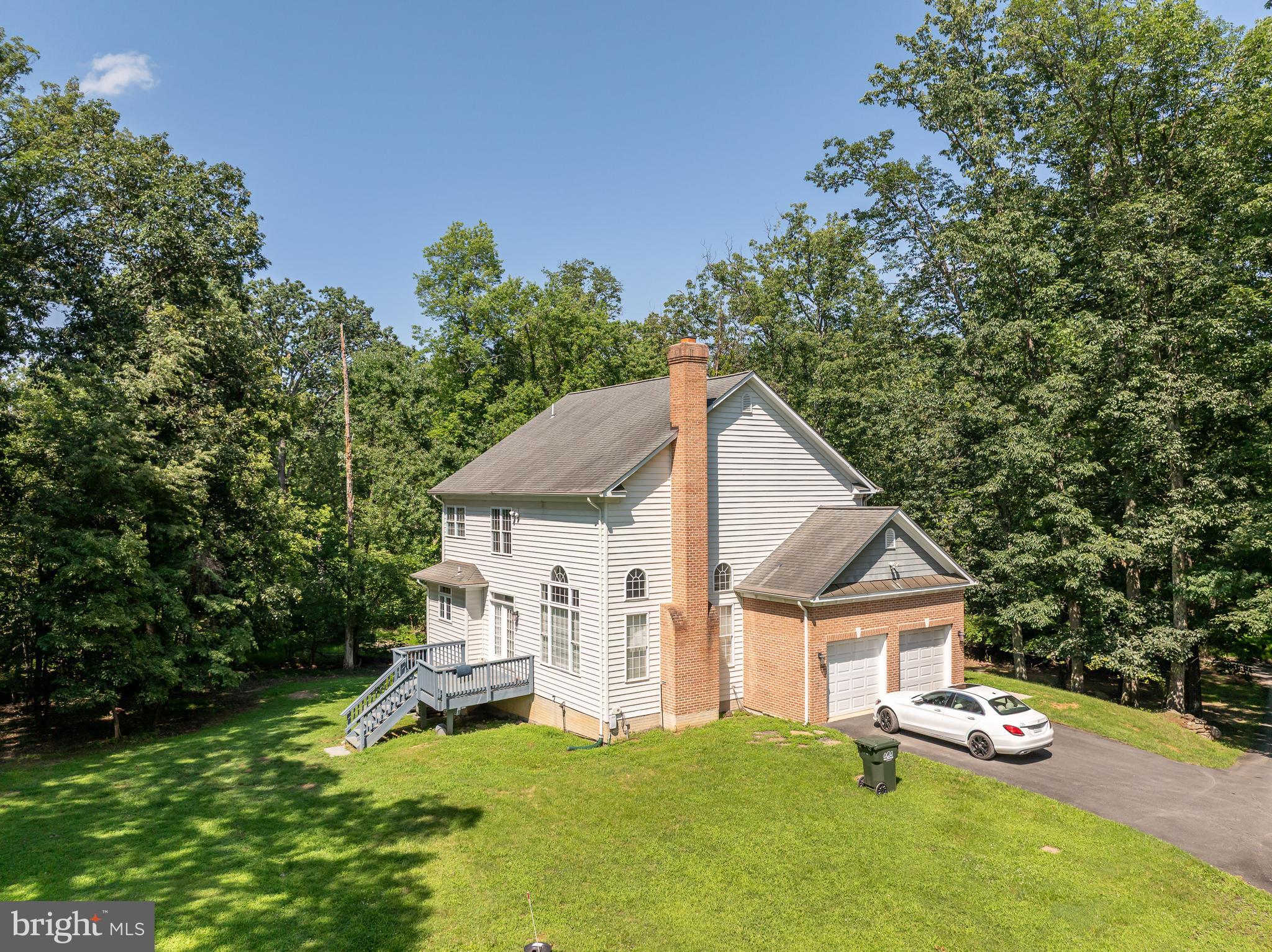 19033-19033 Otley Rd