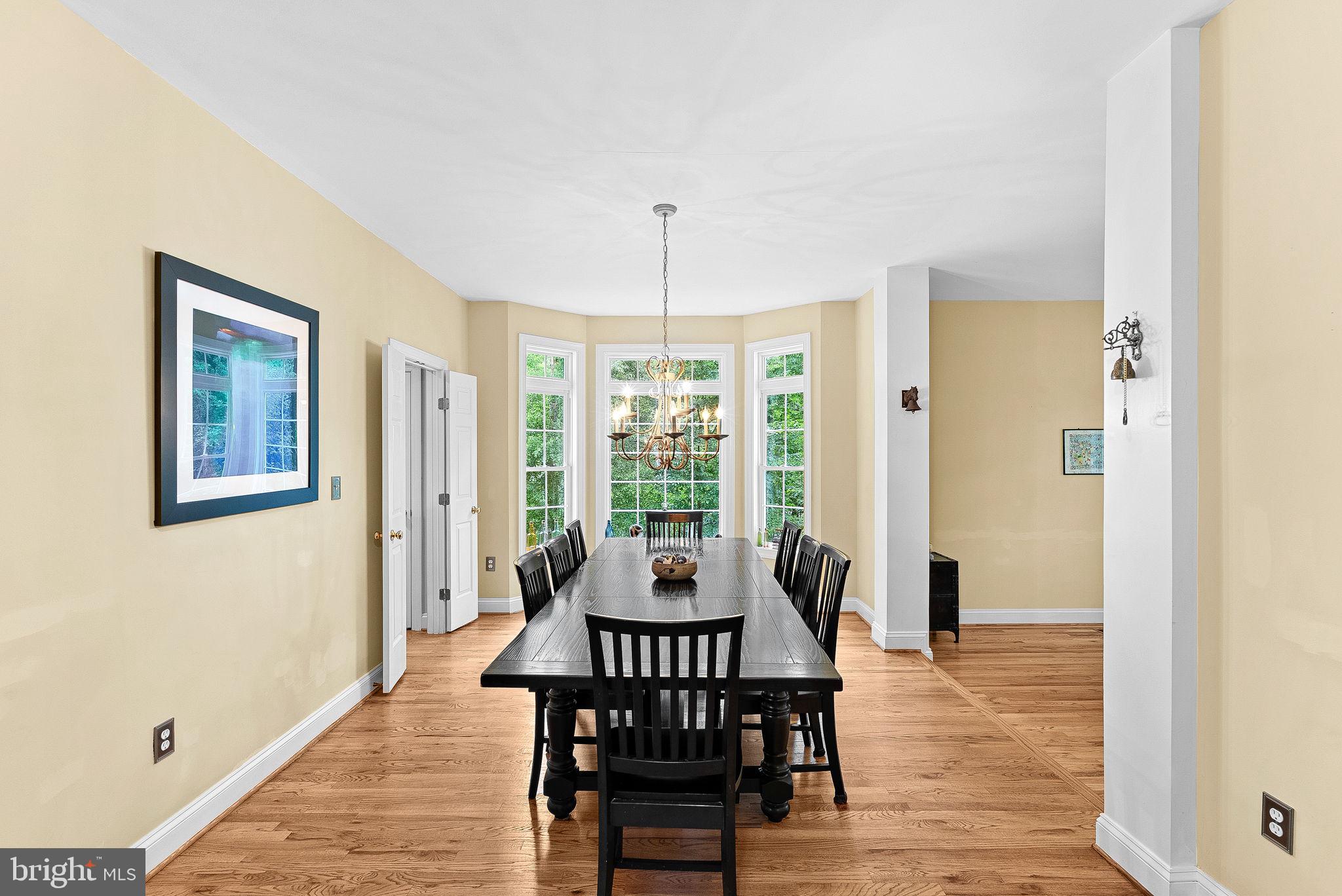 19033-19033 Otley Rd