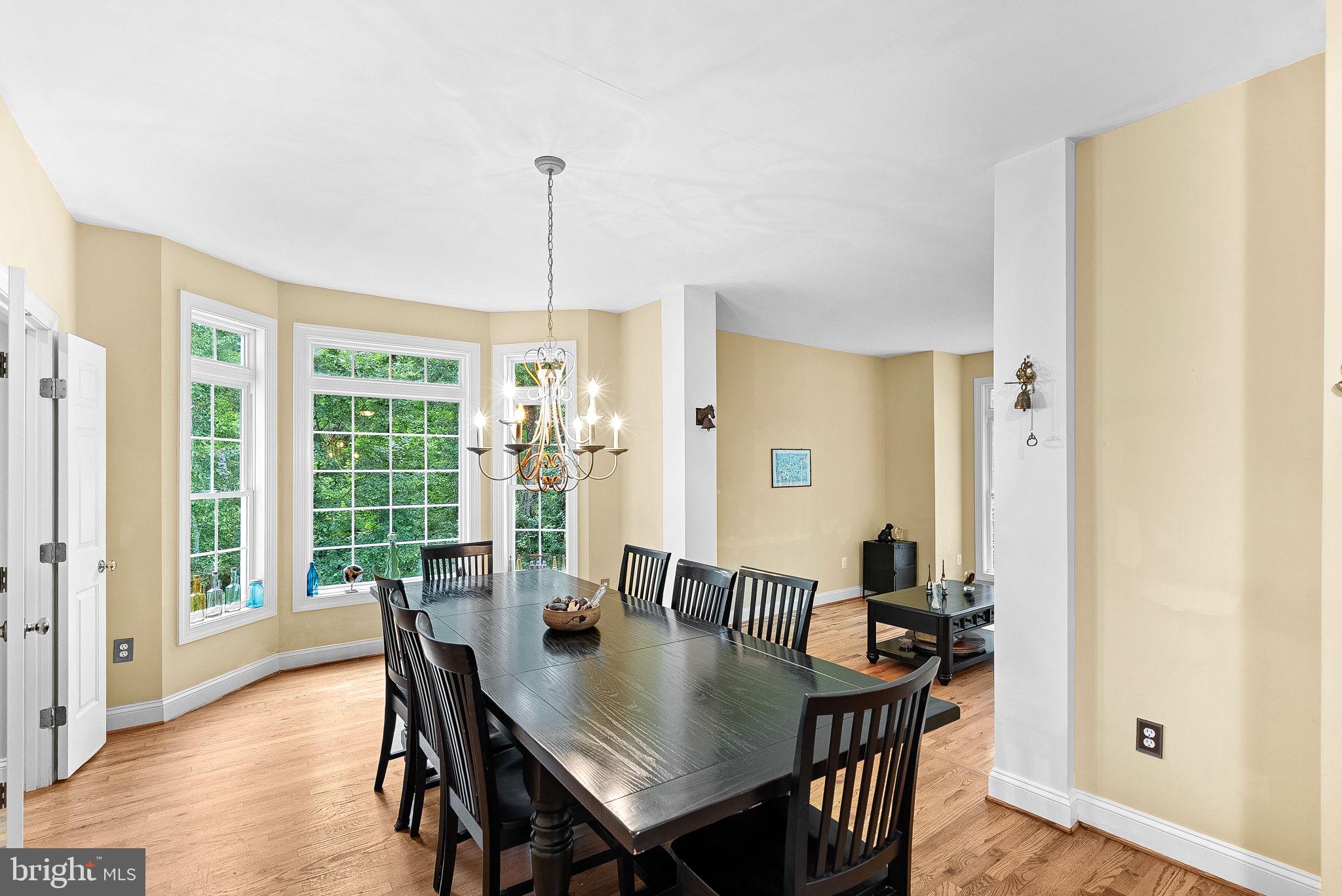 19033-19033 Otley Rd