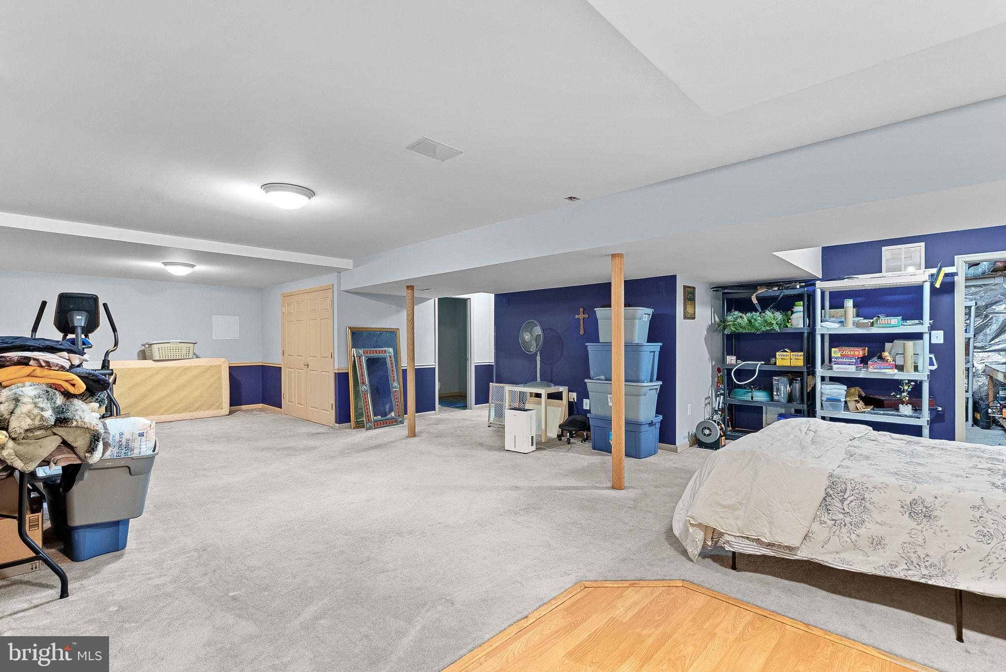 19033-19033 Otley Rd