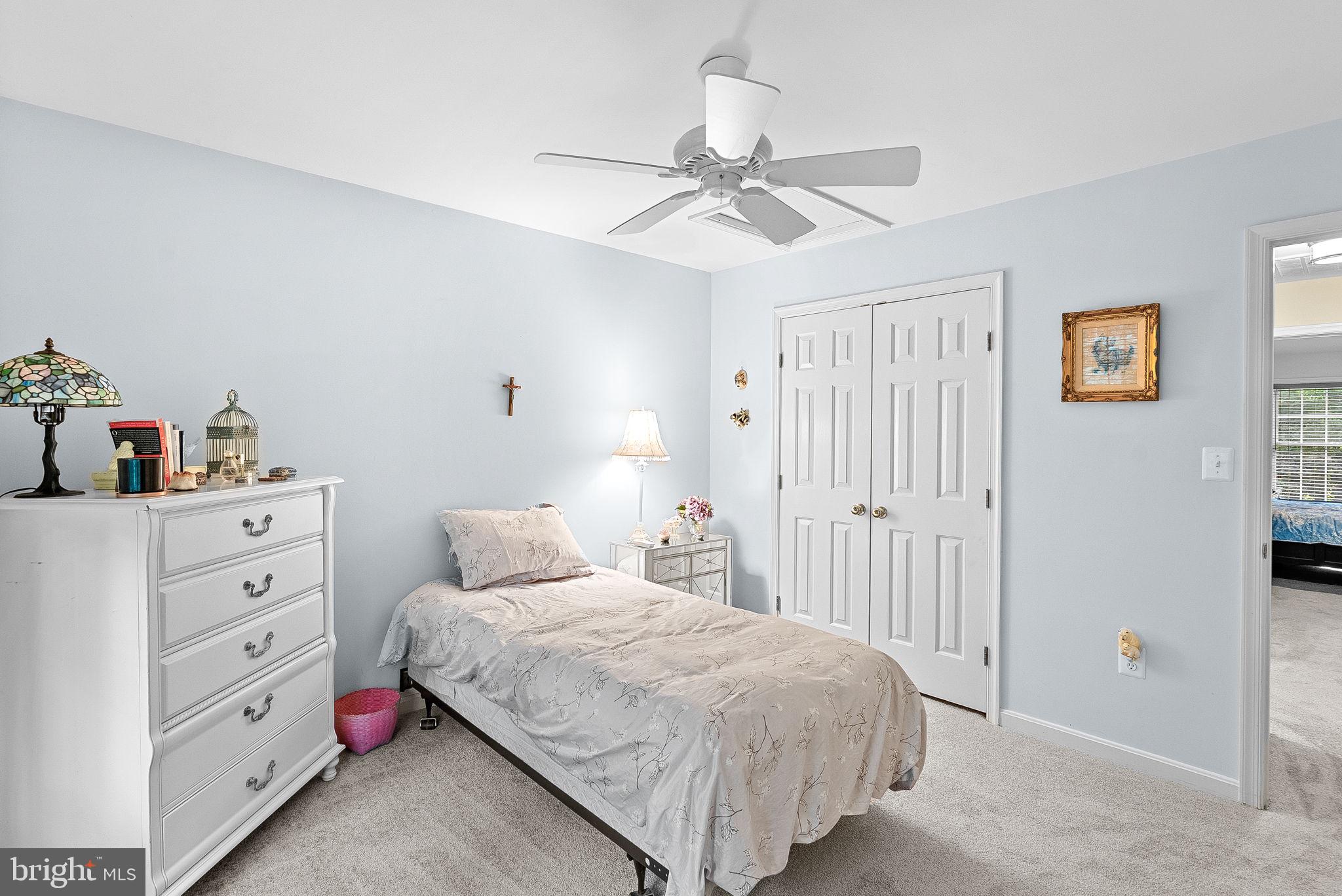 19033-19033 Otley Rd