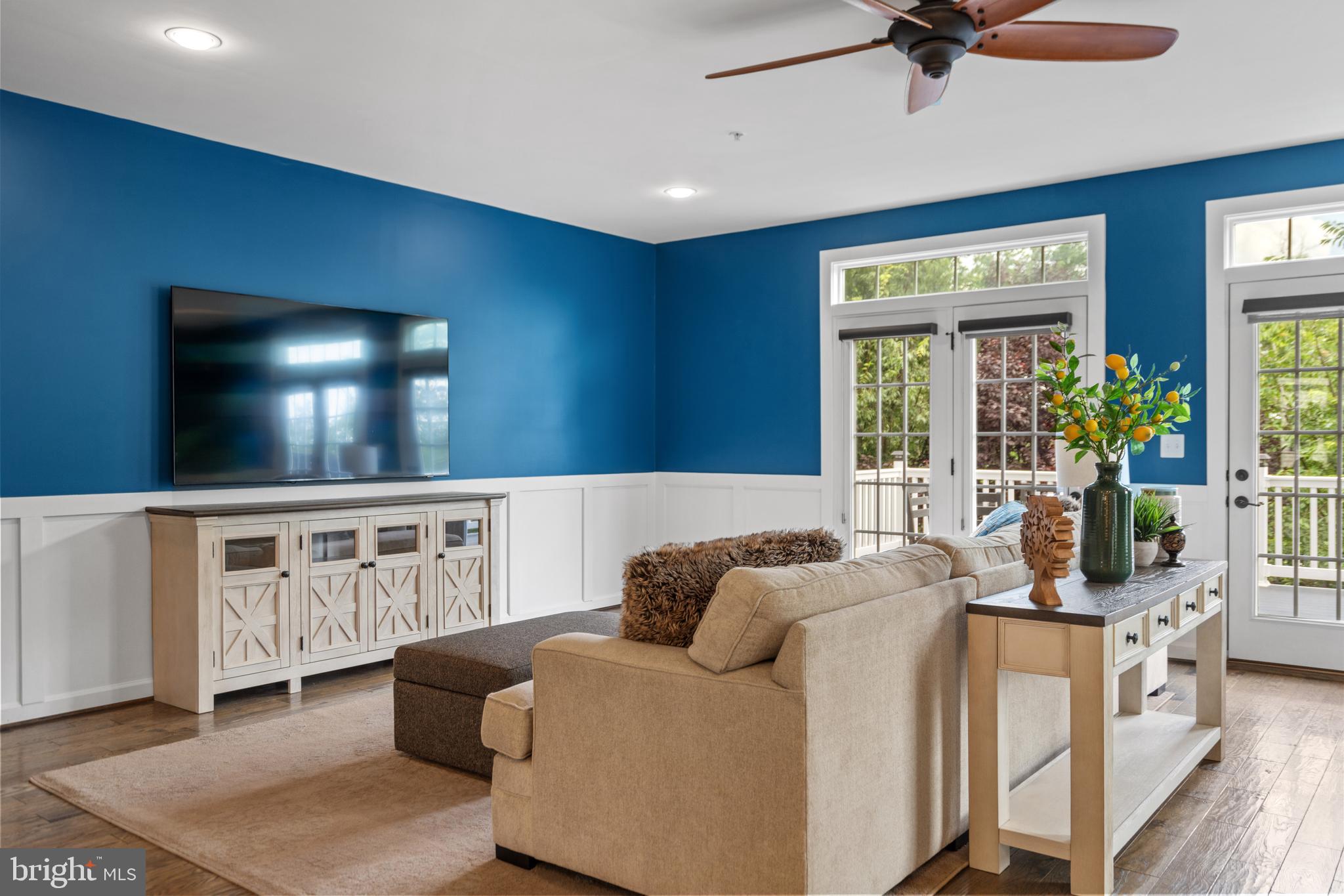 42665 Burbank Ter