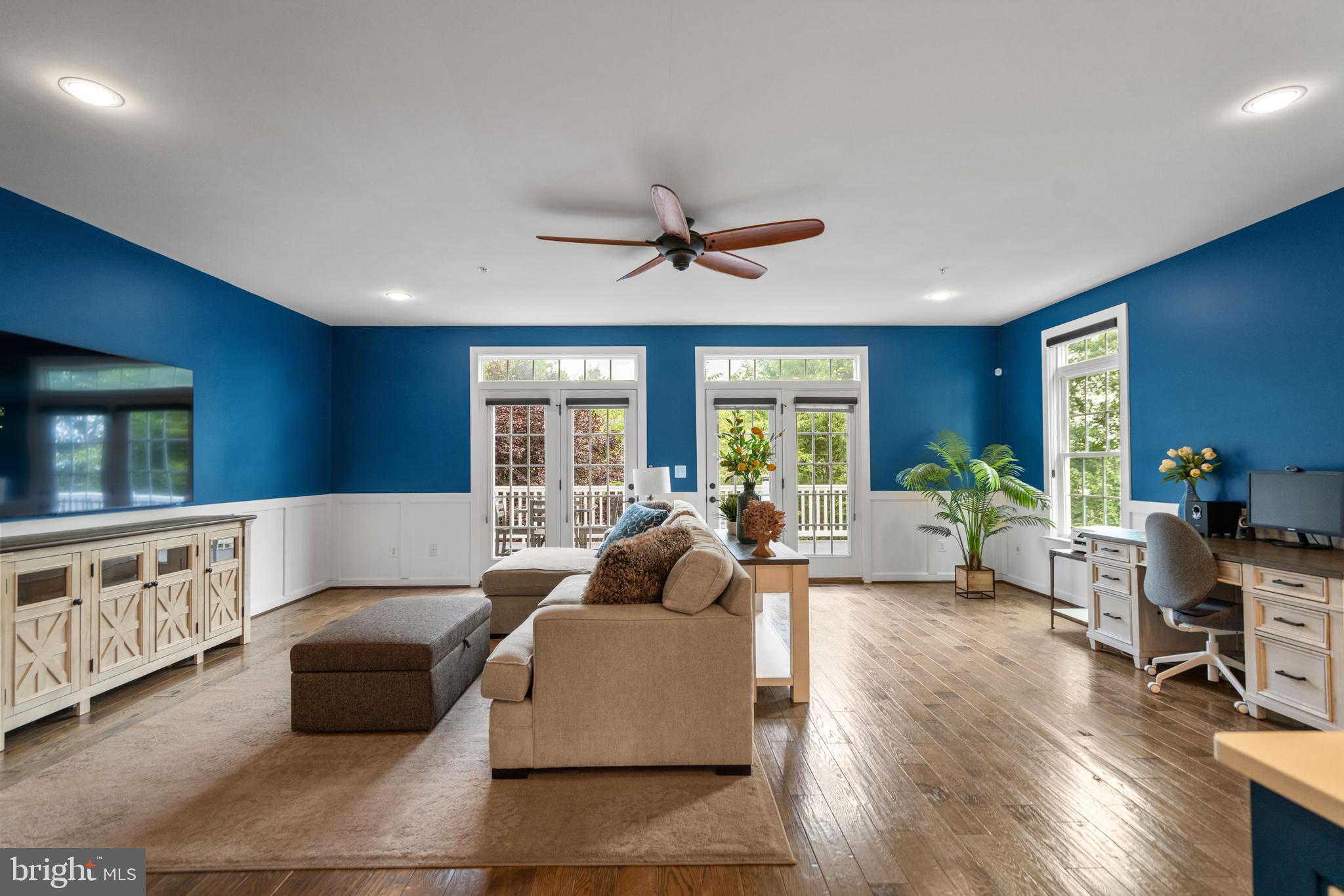 42665 Burbank Ter