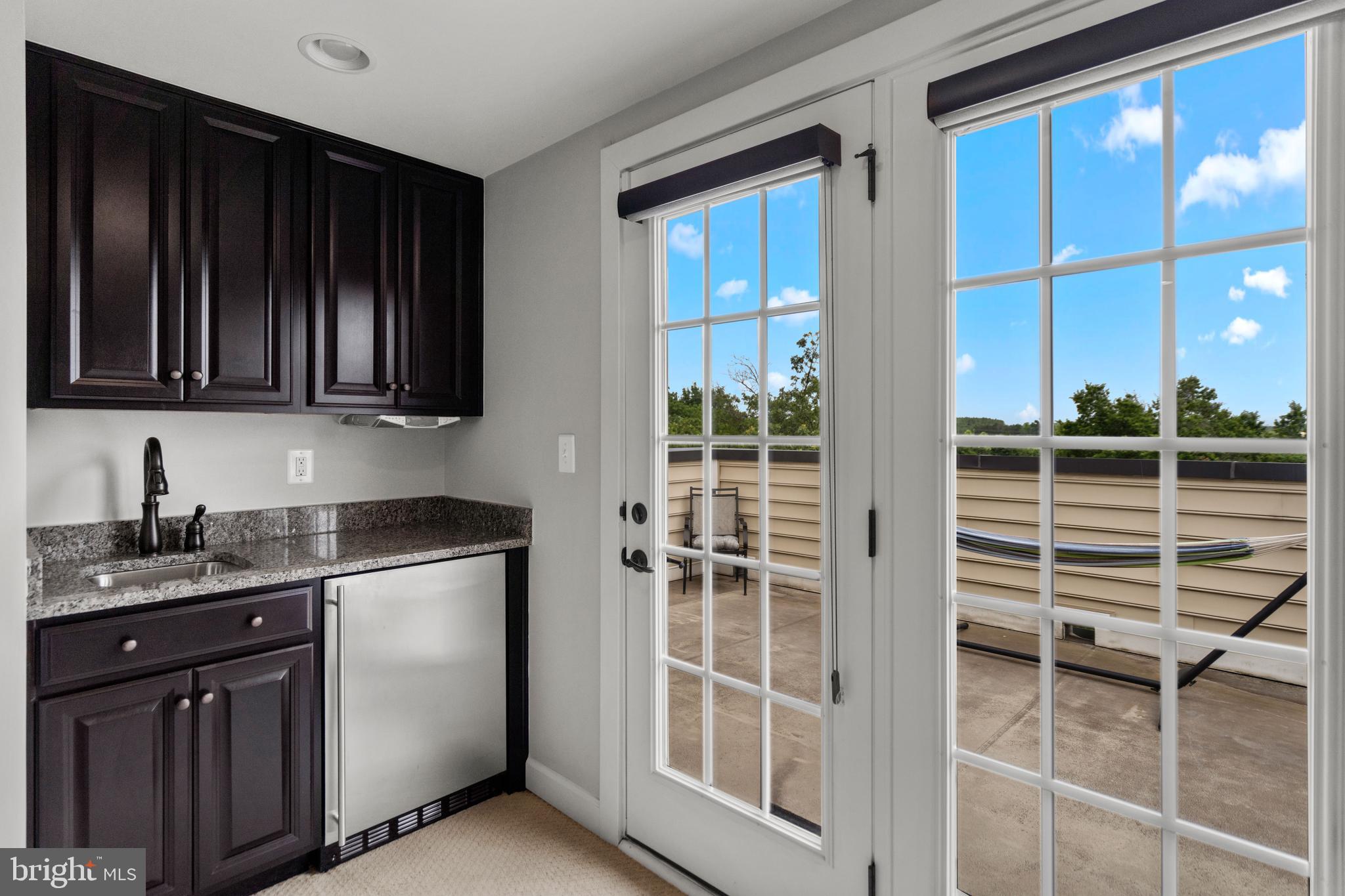 42665 Burbank Ter
