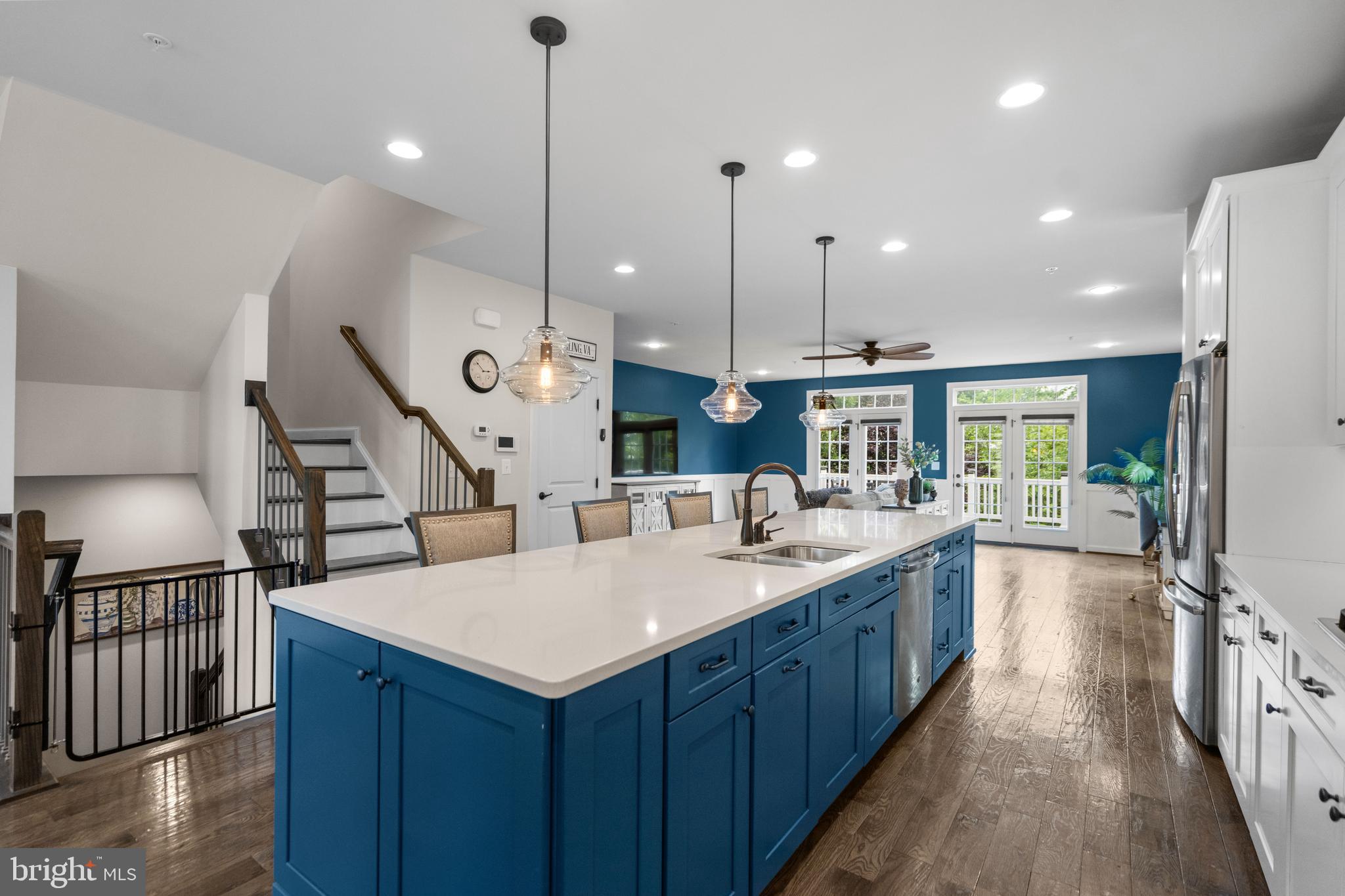 42665 Burbank Ter