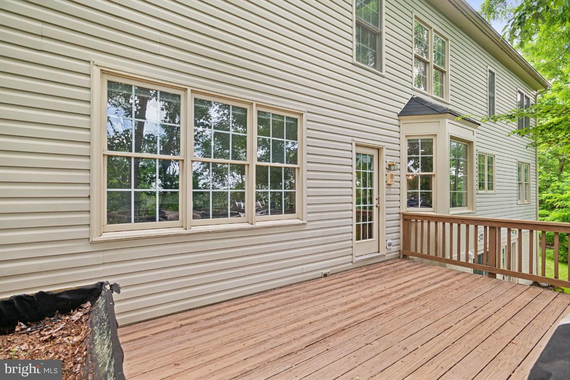 18993 Longhouse Pl