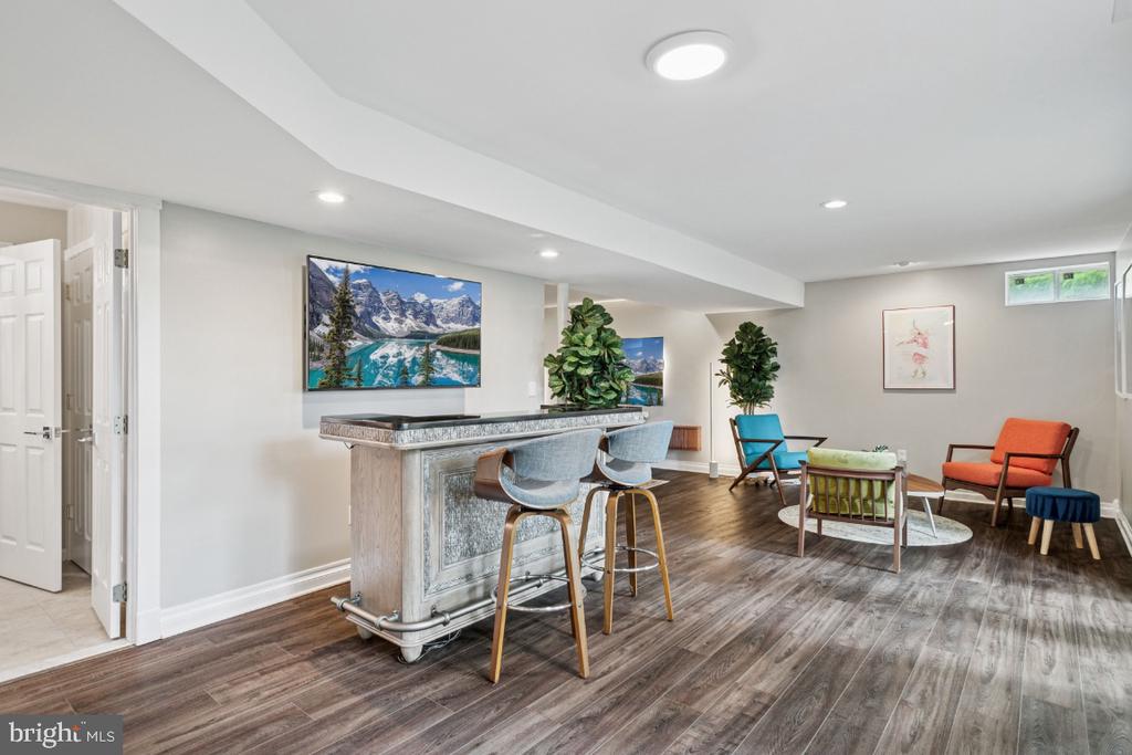 18993 LONGHOUSE PLACE