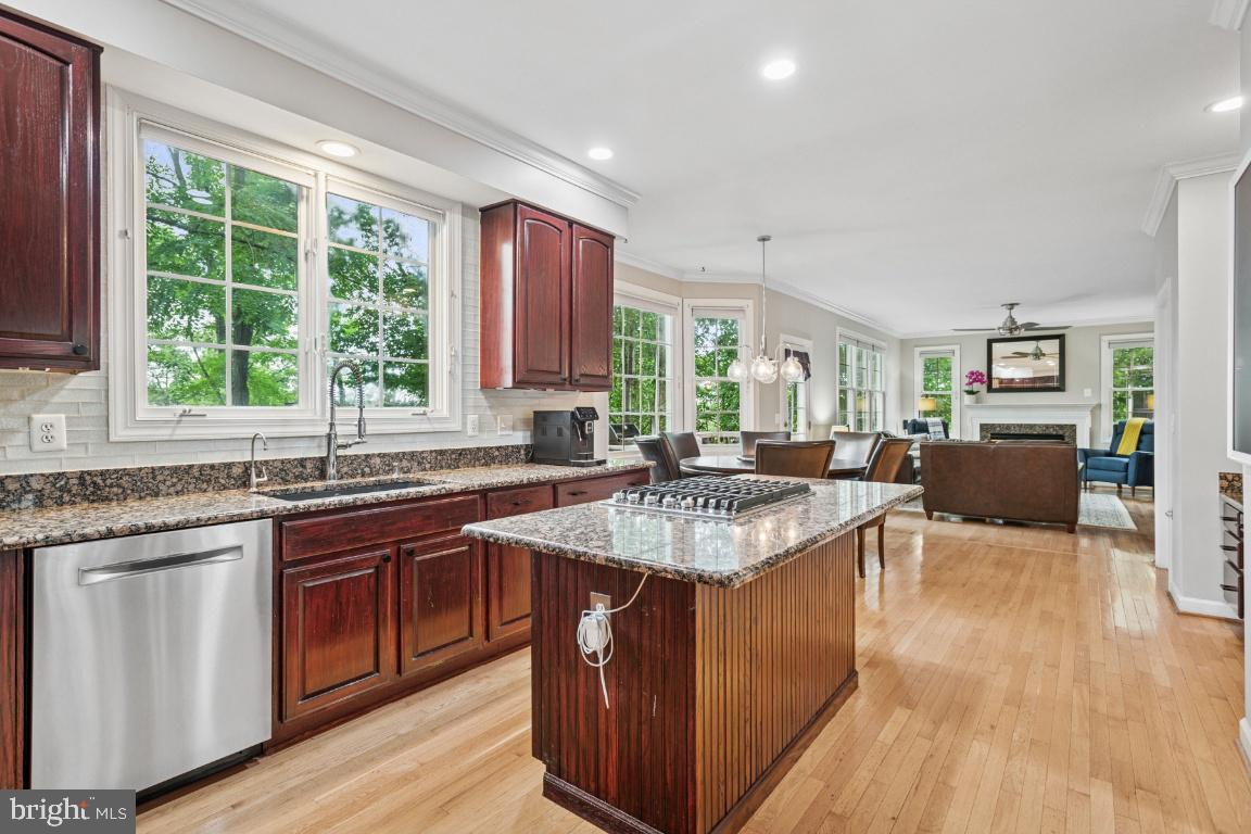 18993 Longhouse Pl