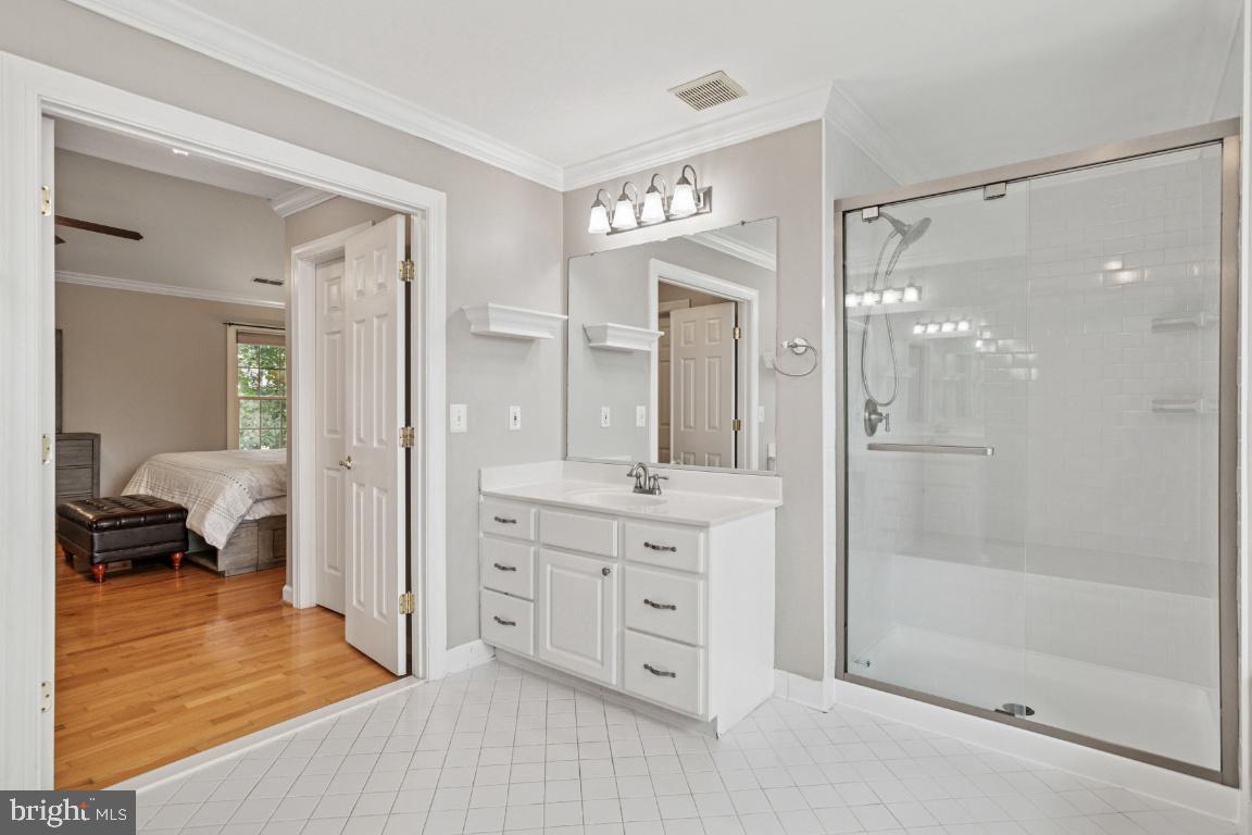 18993 Longhouse Pl