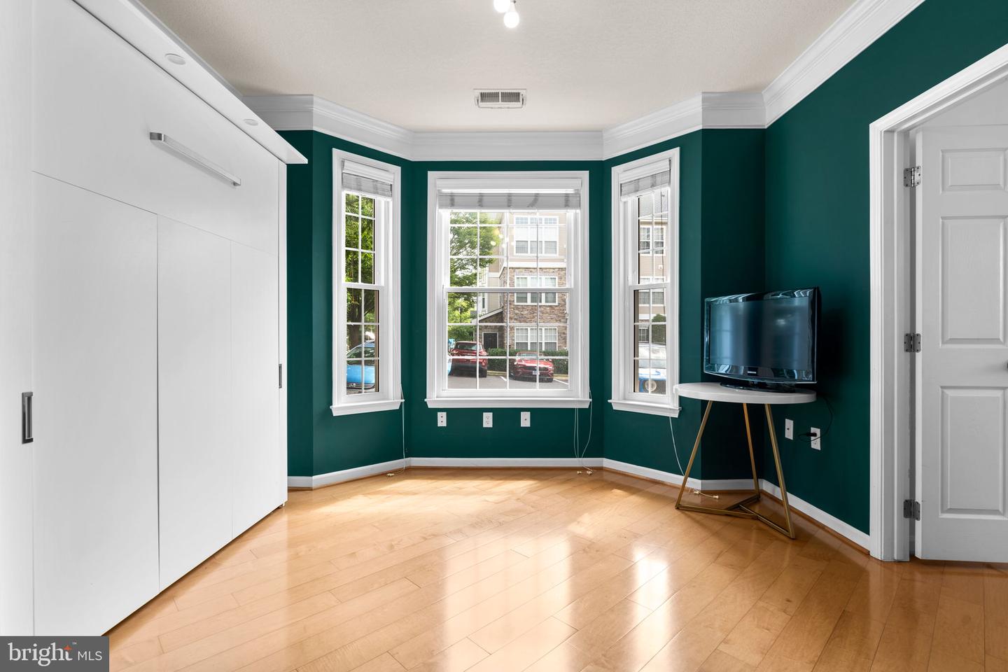510 SUNSET VIEW TER SE #101