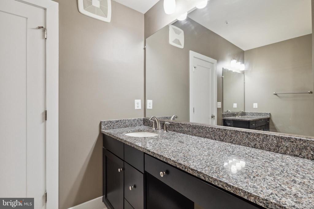 20538 MILBRIDGE TER