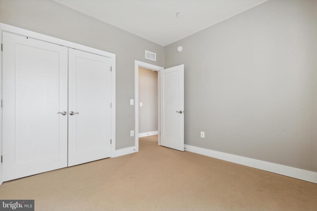 20538 MILBRIDGE TER