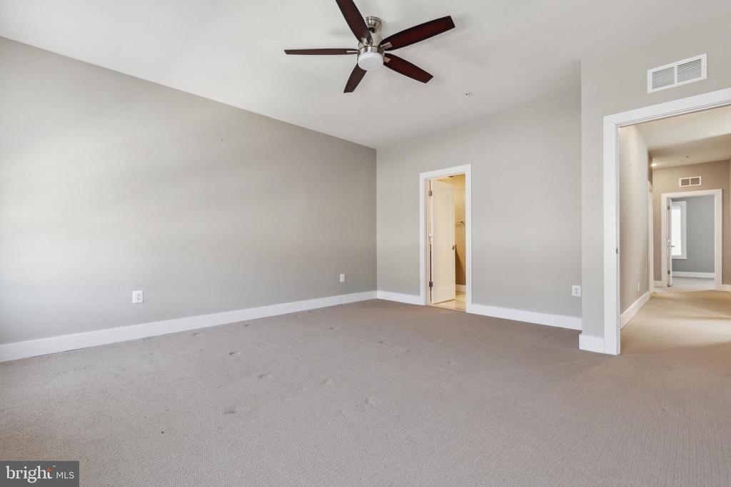 20538 MILBRIDGE TER