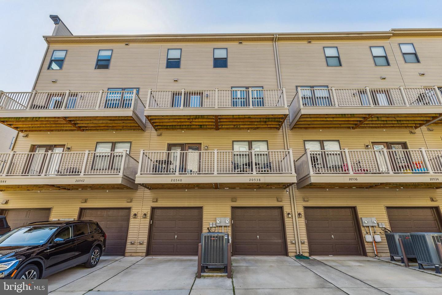 20538 MILBRIDGE TER