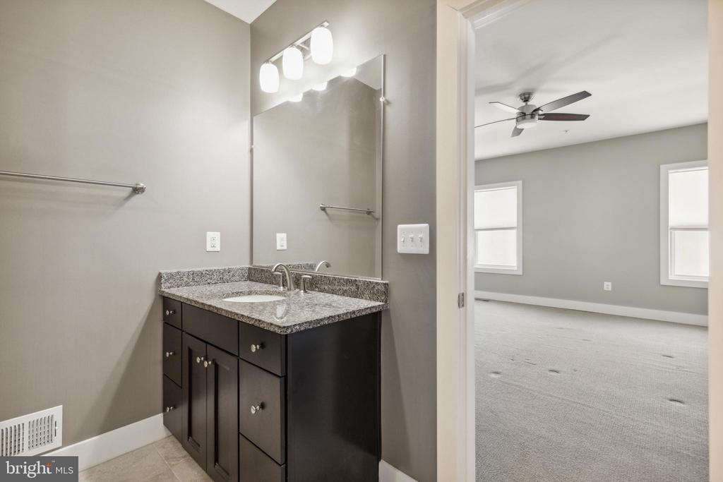20538 MILBRIDGE TER
