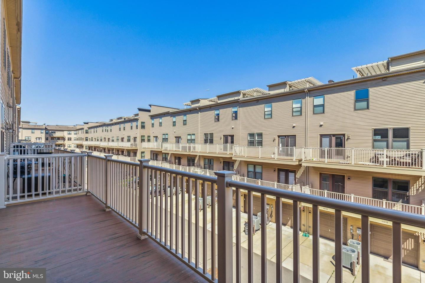 20538 MILBRIDGE TER
