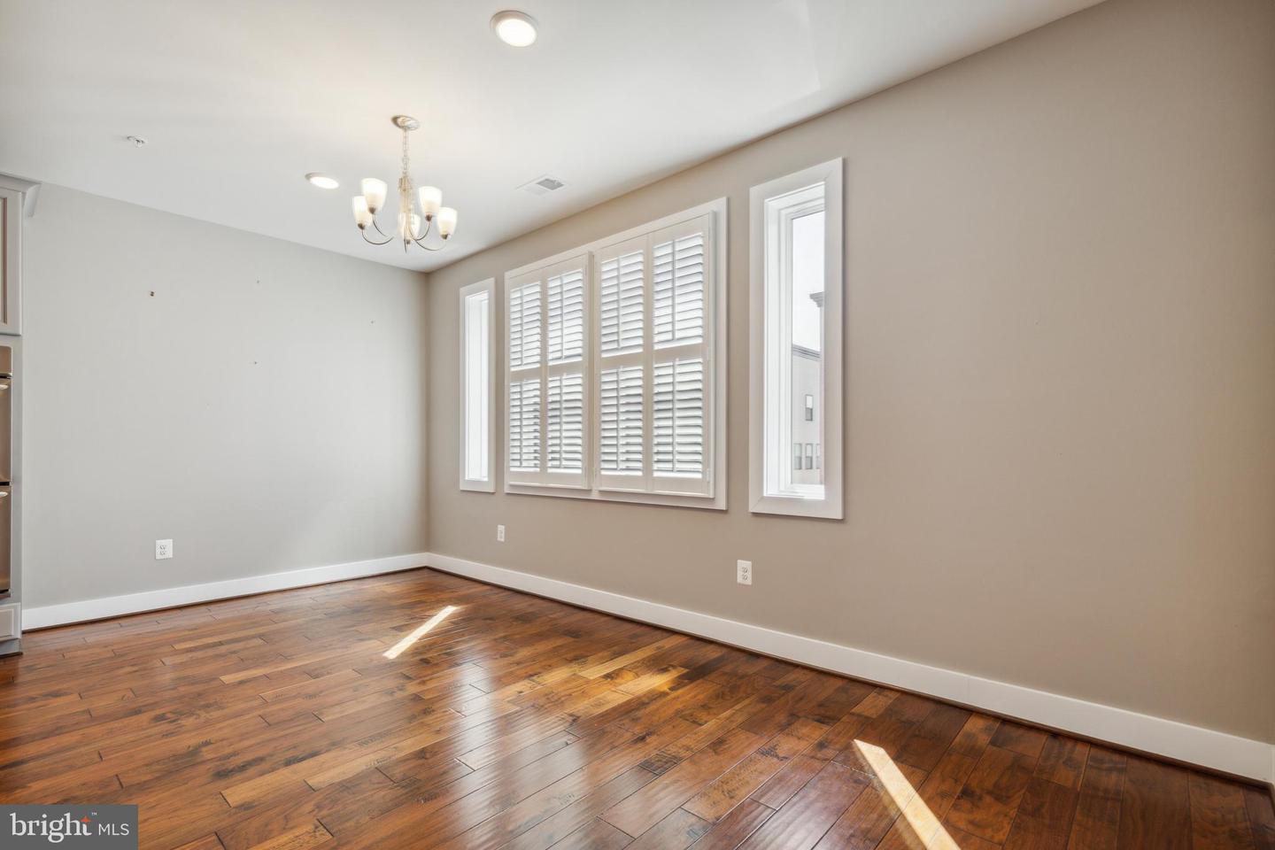 20538 MILBRIDGE TER