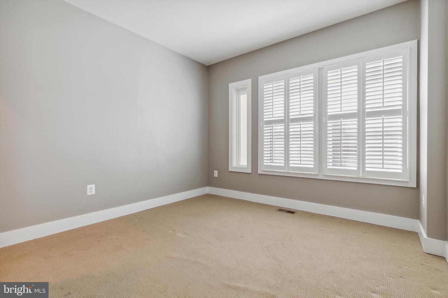 20538 MILBRIDGE TER