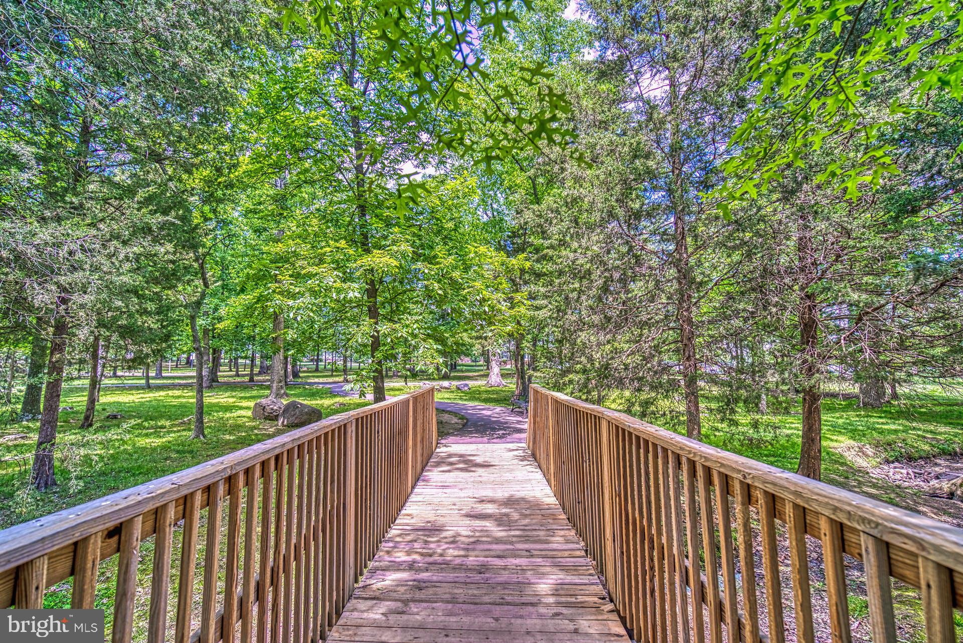 42265 Hampton Woods Ter