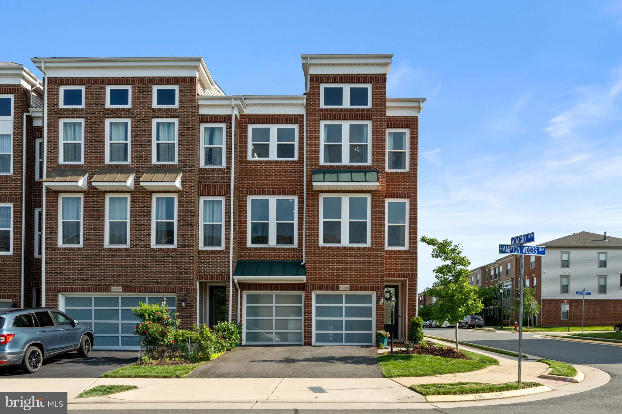 42265 Hampton Woods Ter