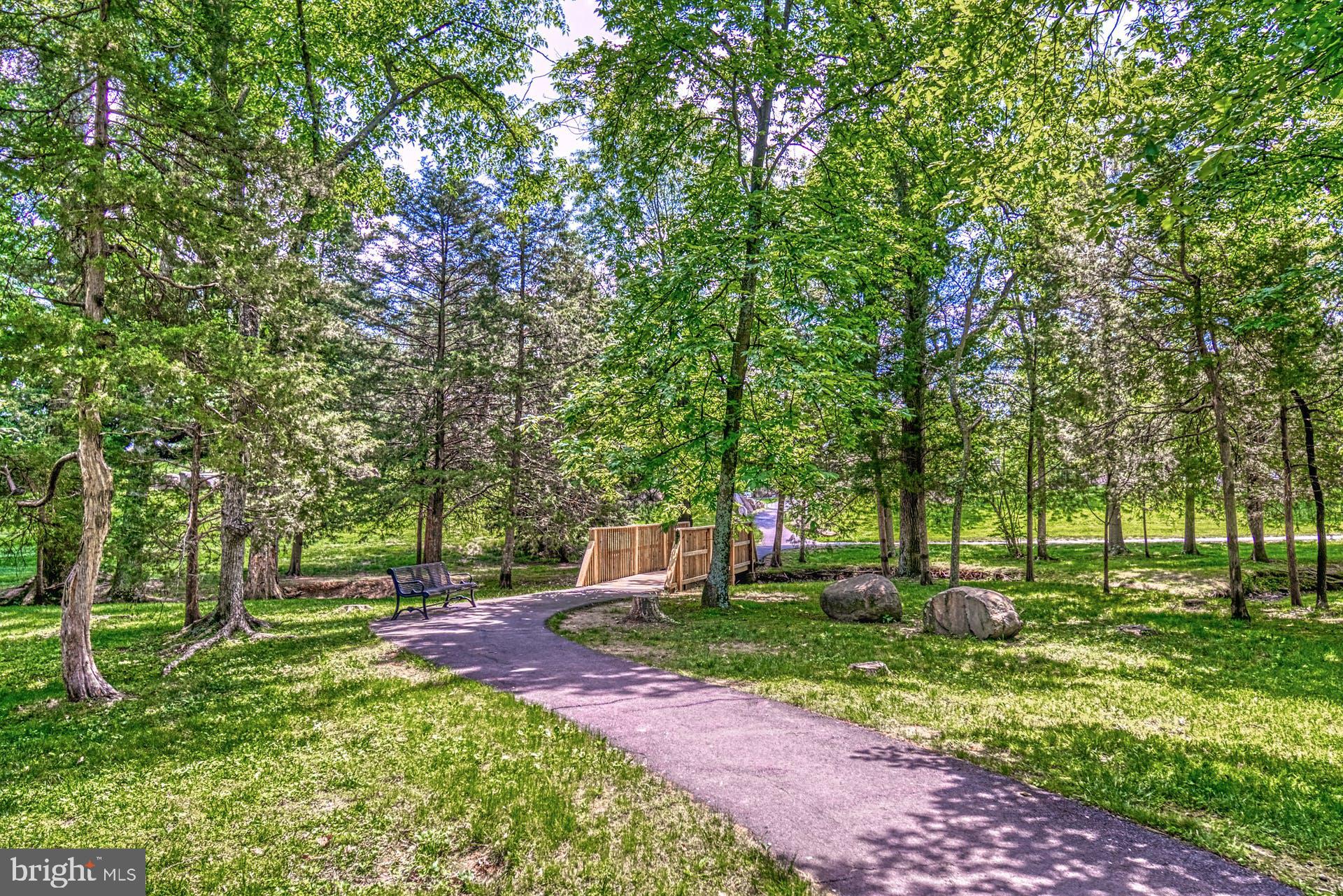 42265 Hampton Woods Ter