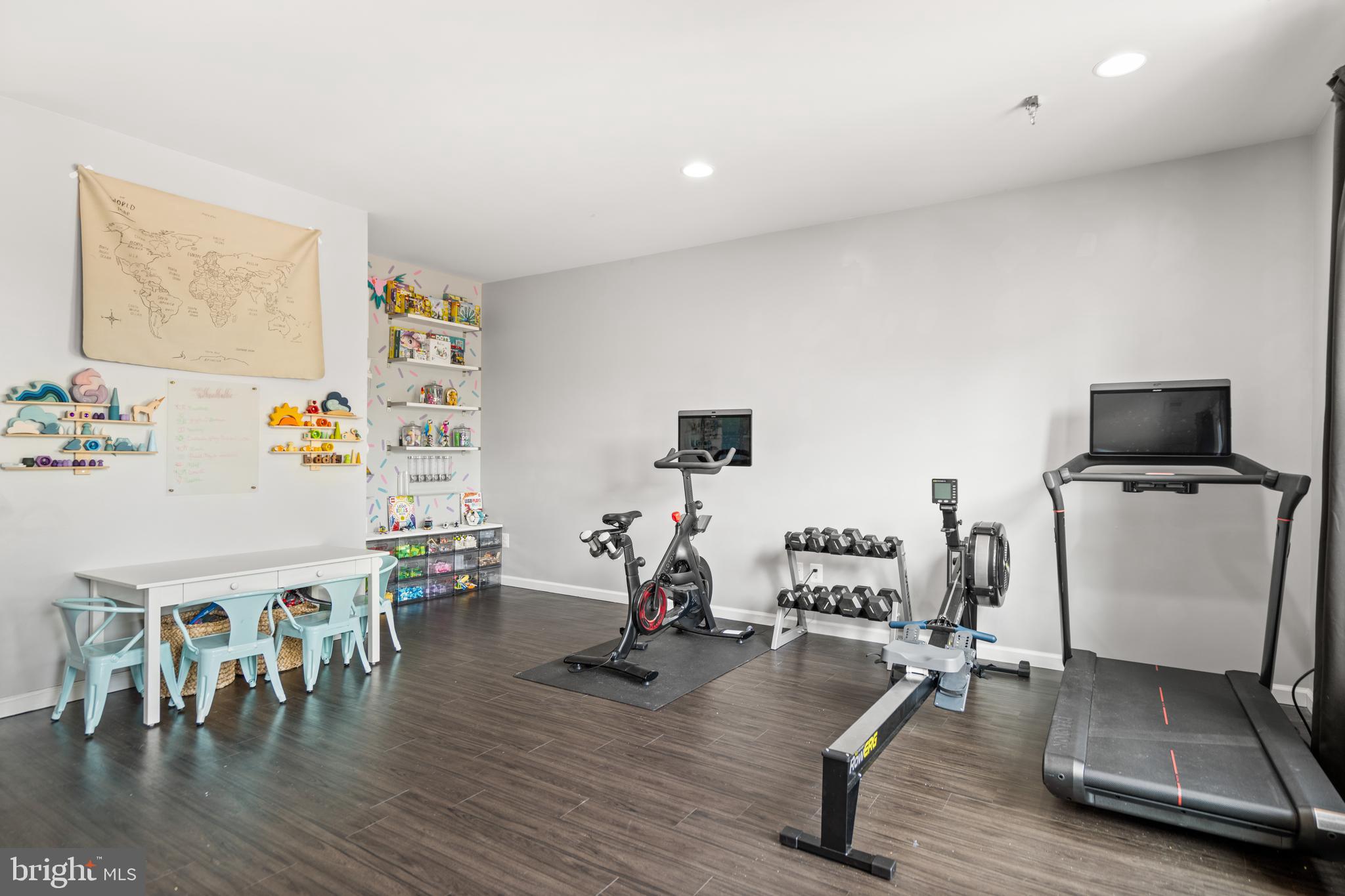42265 Hampton Woods Ter