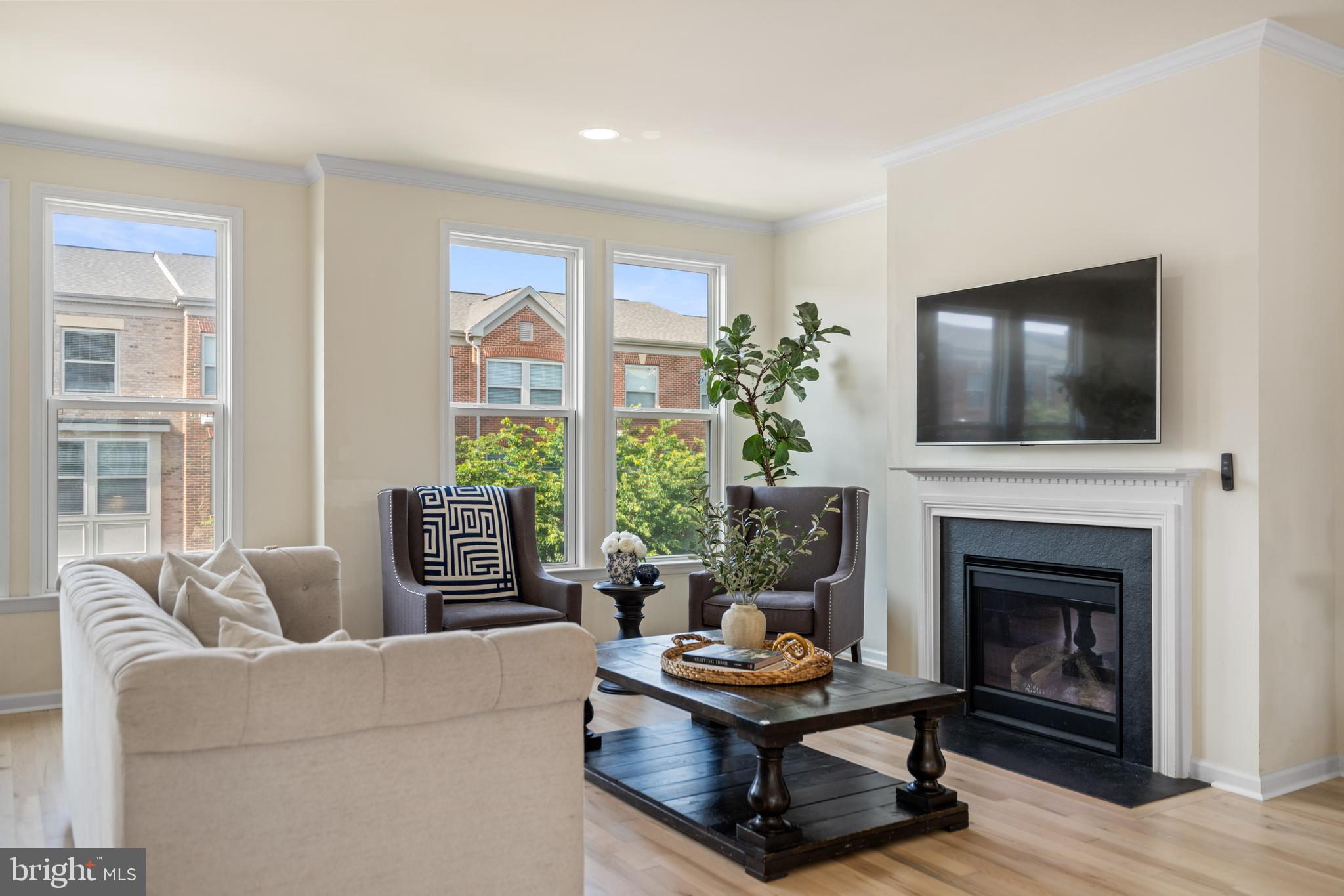 42265 Hampton Woods Ter