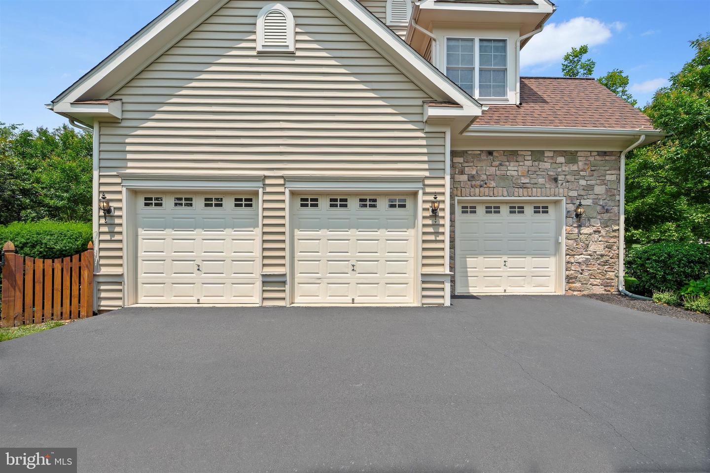 20585 Wild Meadow Ct