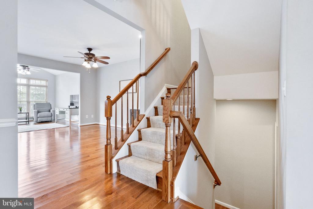 18538 Pineview Sq
