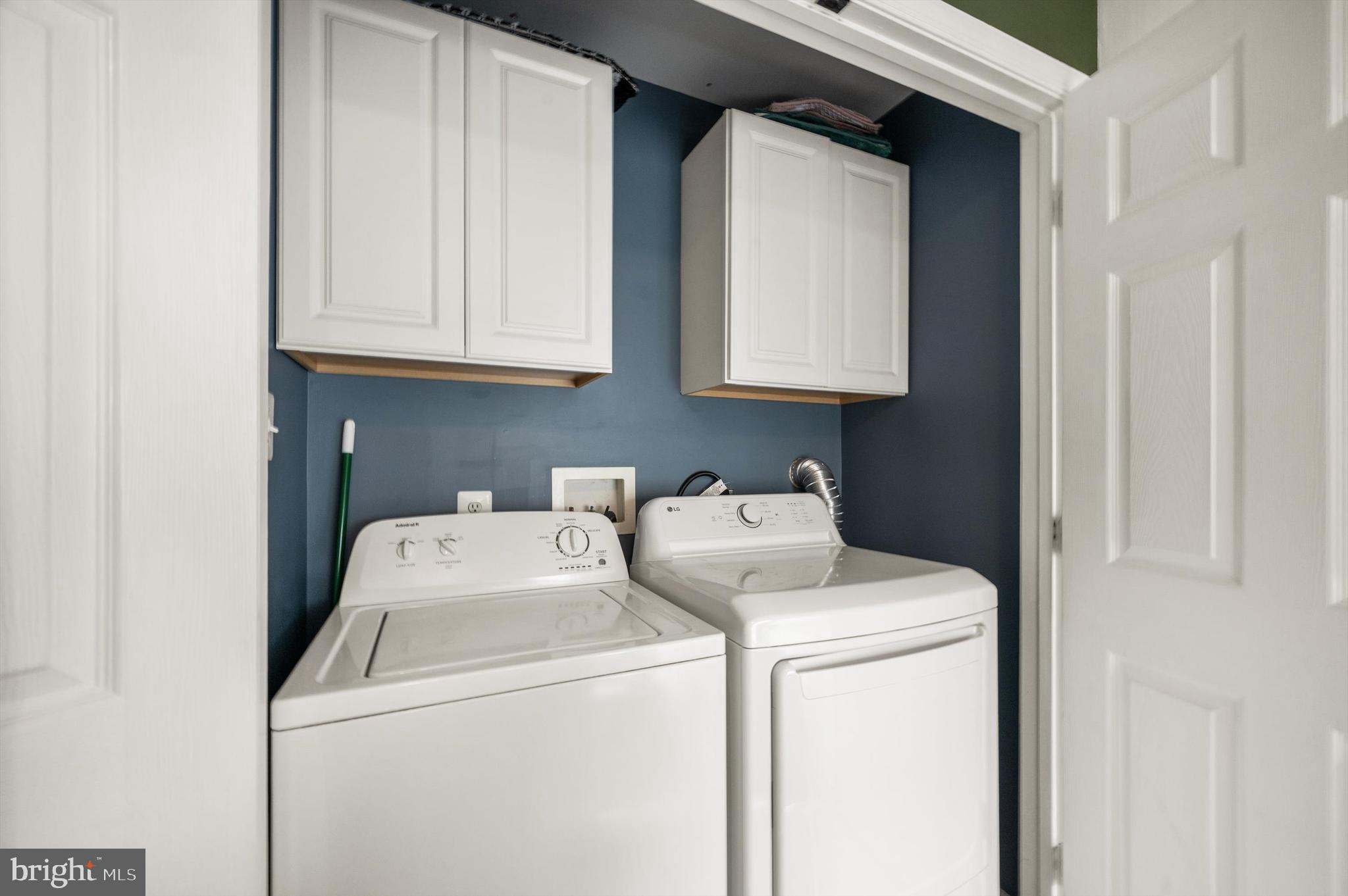 831 Vanderbilt Ter SE