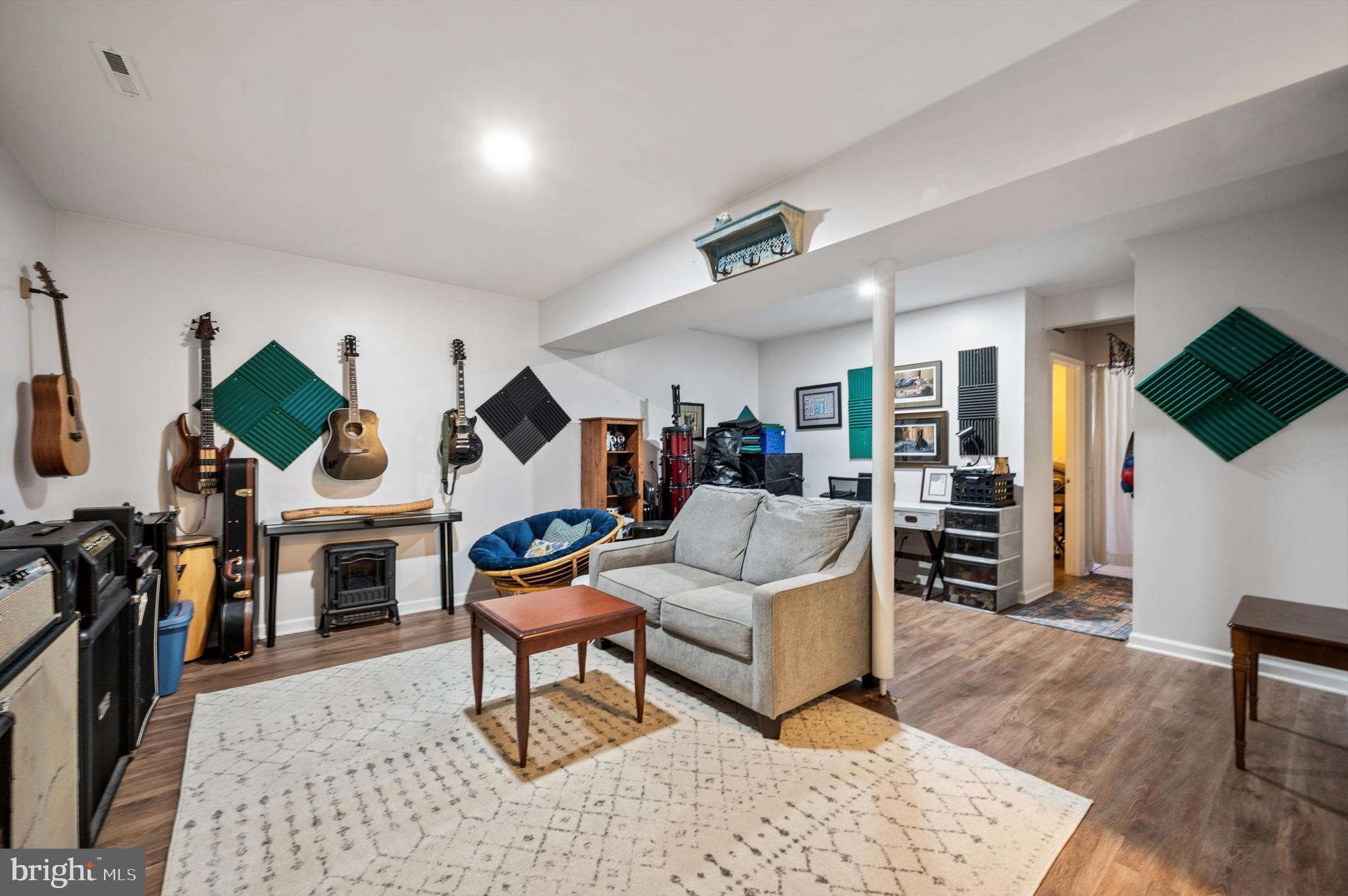 831 Vanderbilt Ter SE