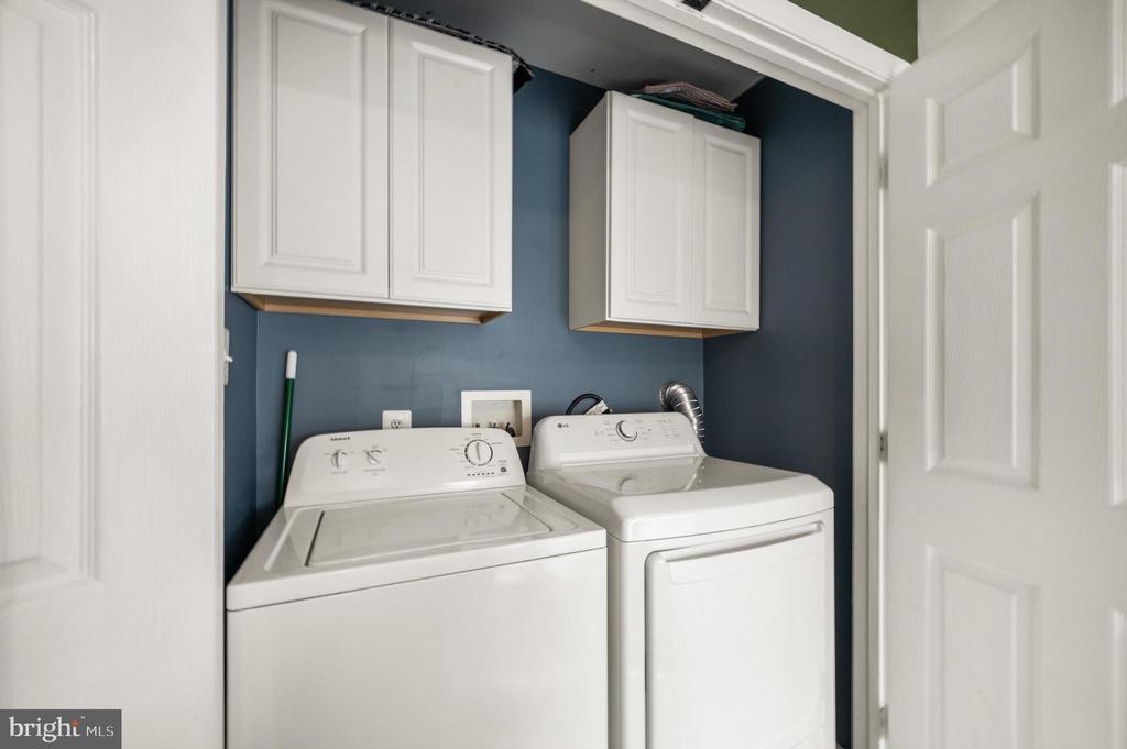 831 Vanderbilt Ter SE
