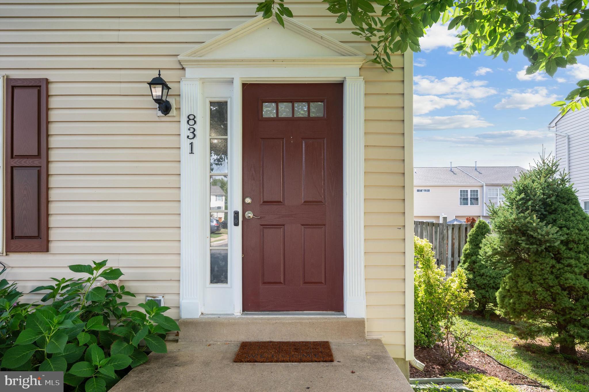 831 Vanderbilt Ter SE