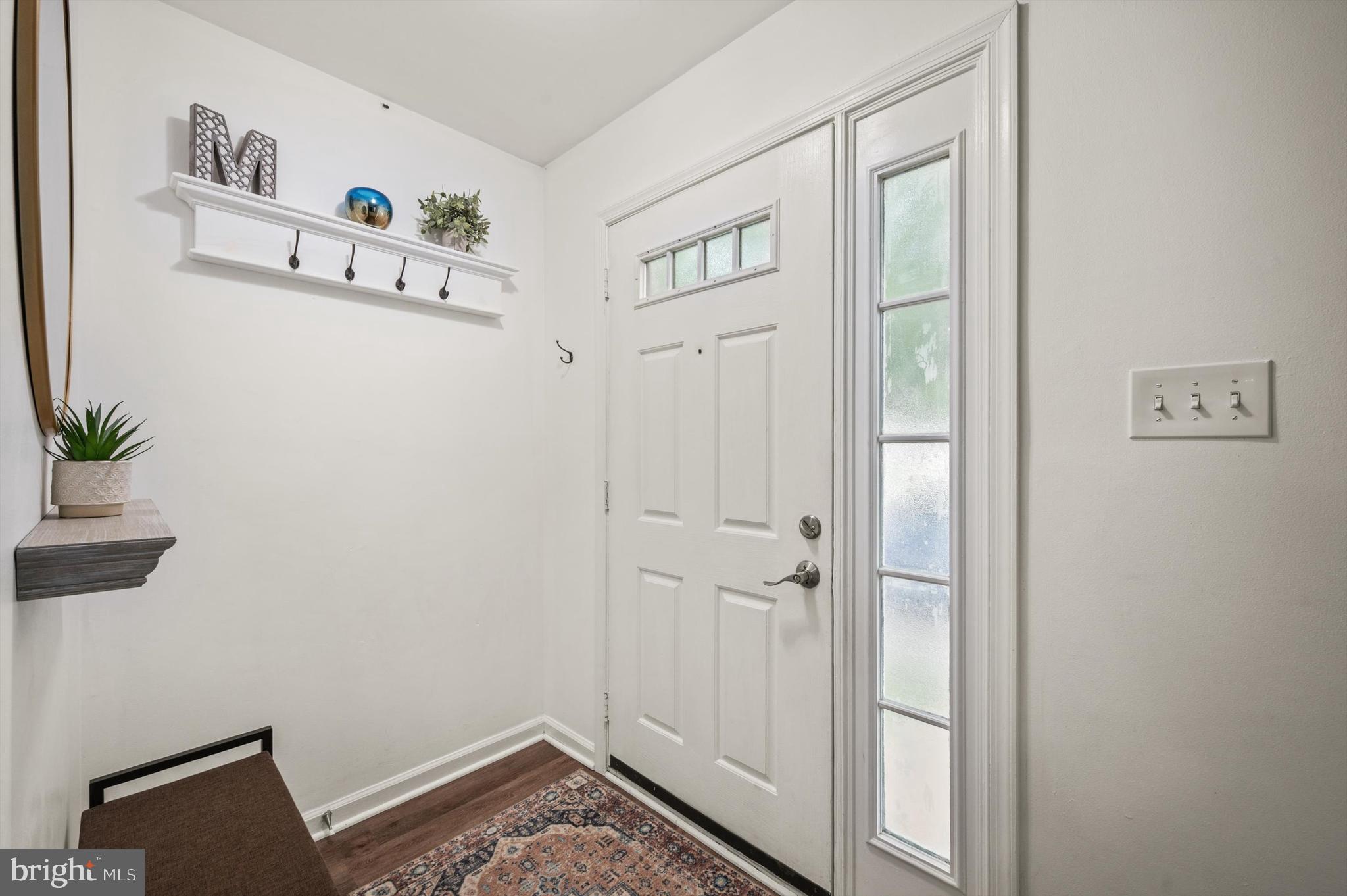 831 Vanderbilt Ter SE