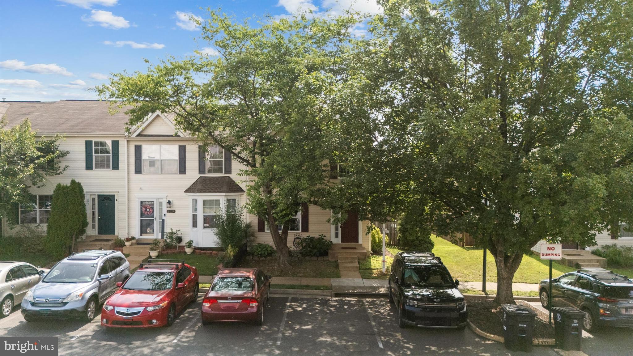 831 Vanderbilt Ter SE
