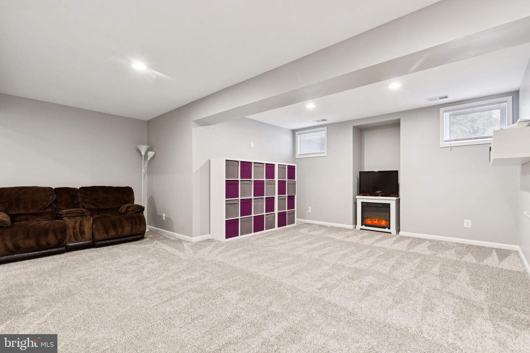 24769 Stone Pillar Dr