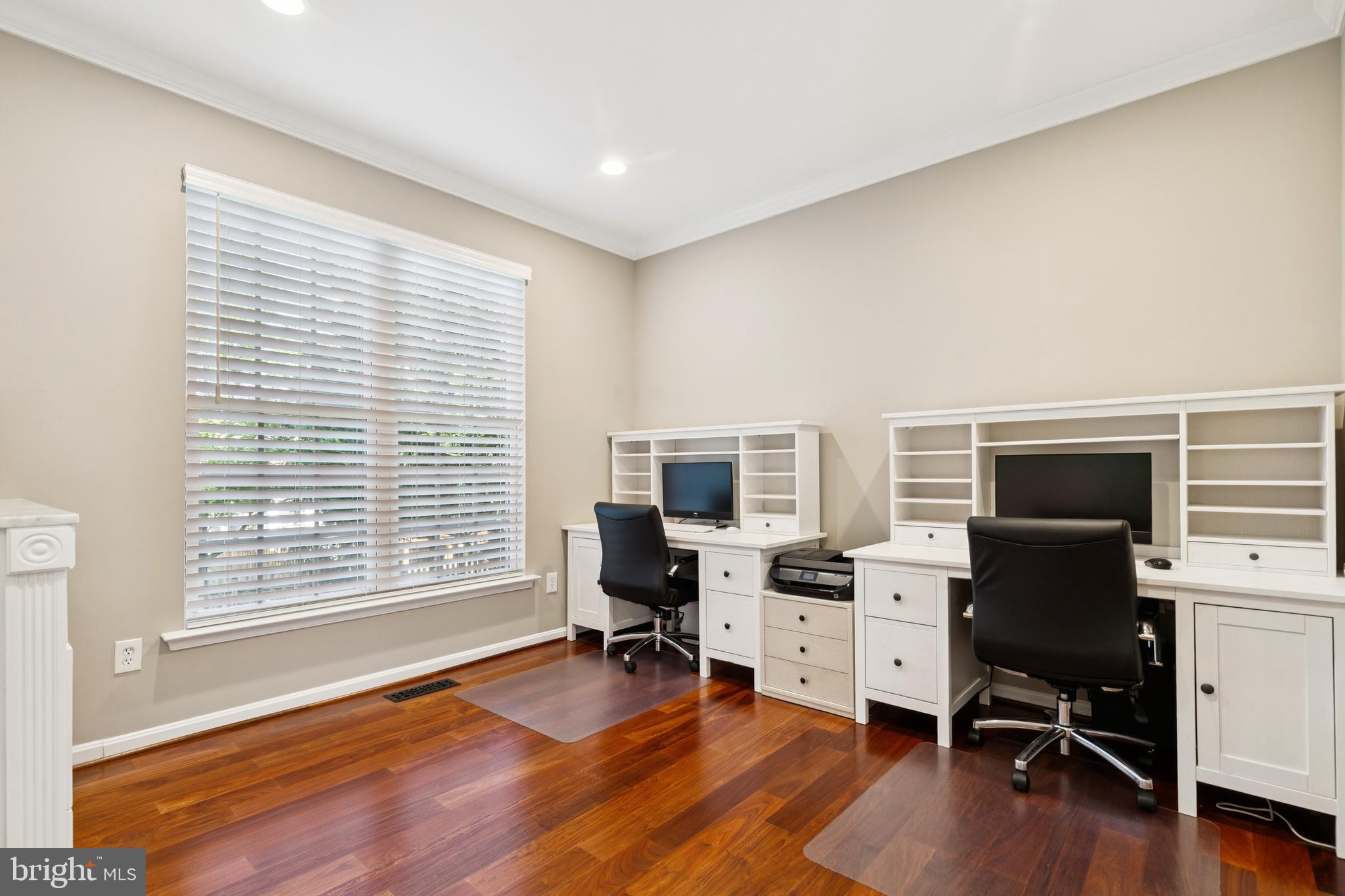 24769 Stone Pillar Dr